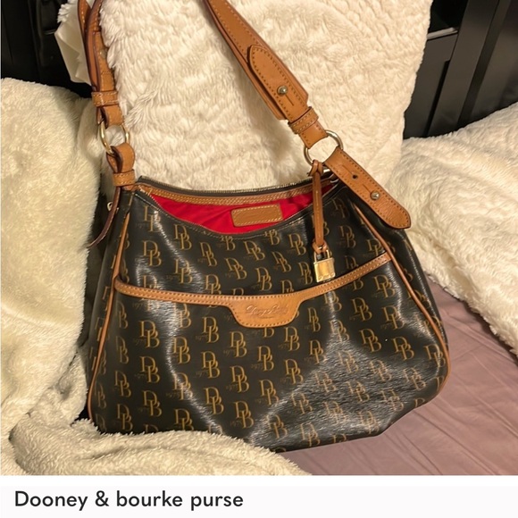 Purses - Picture 6 of 13